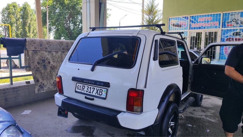 Lada 2121 Нива 1981 — 5