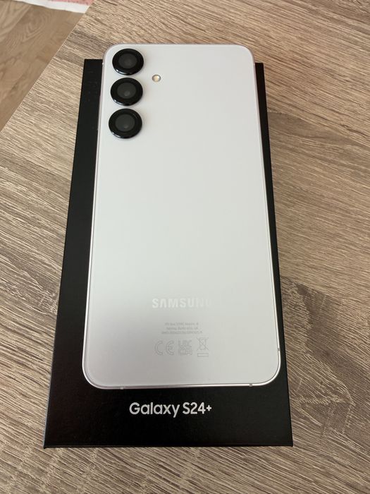 Samsung Galaxy s24 plus