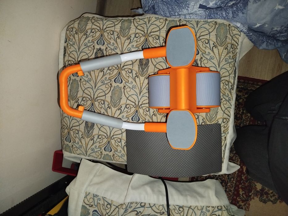 Тренировъчно колело с лакътни подложки за упражнения за коремните муск