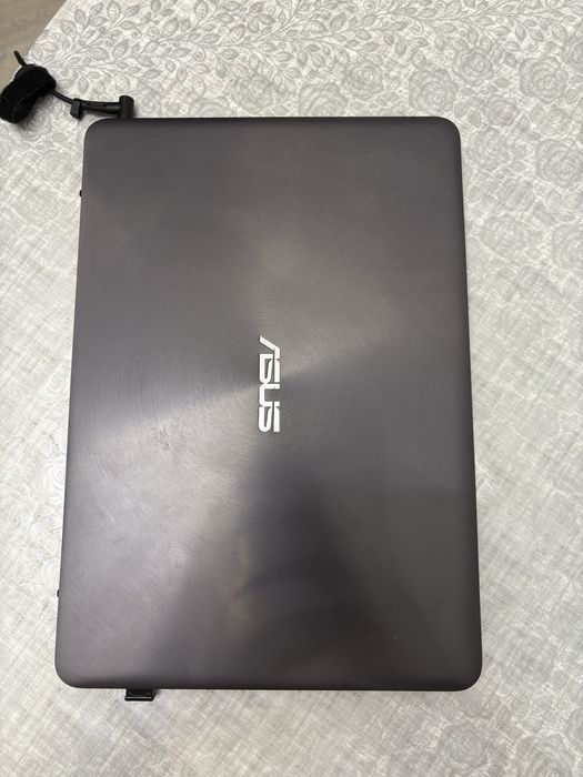 Ноутбук Asus 60 тыс