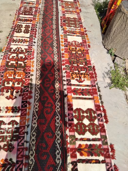 Киіз ,  киіз үй басқыры