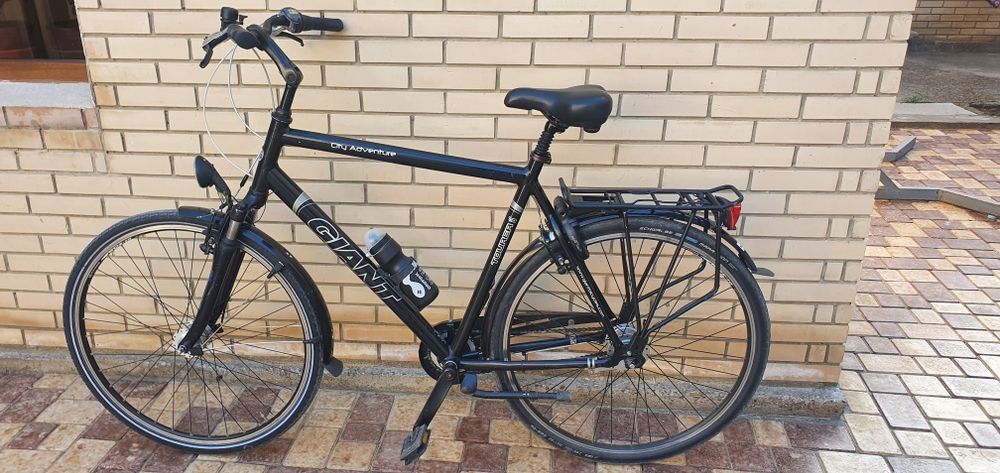 Продаётся велосипед GIANT tourer 1.0