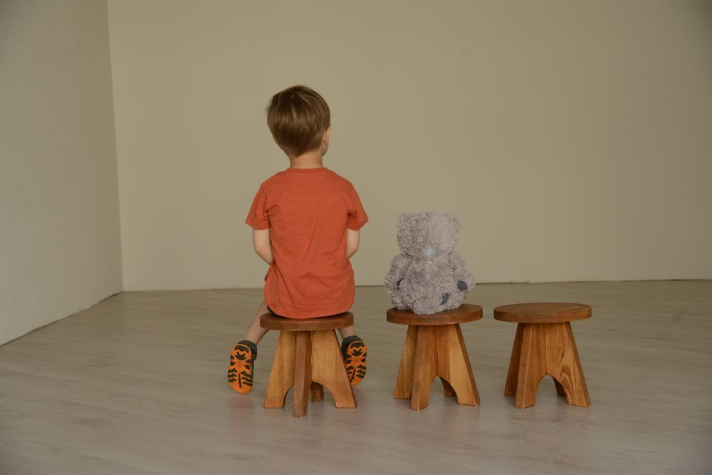 Стульчик маленький табурет