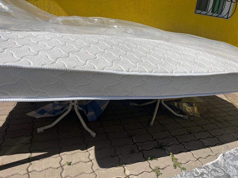 Матрац двухспальный