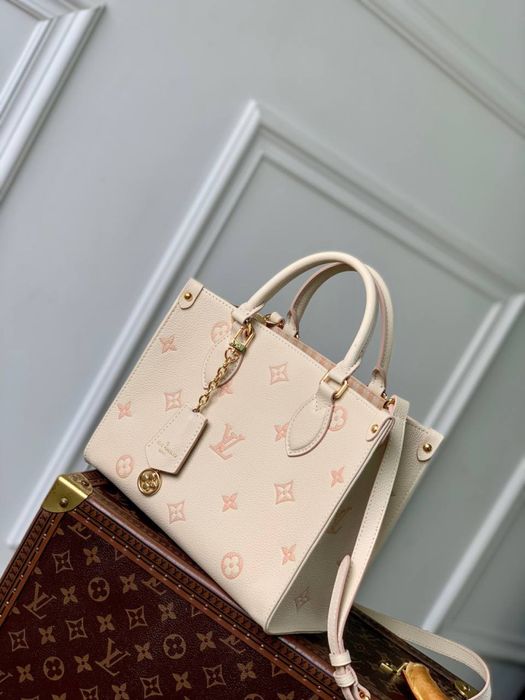 Geanta Louis Vuitton OnTheGo