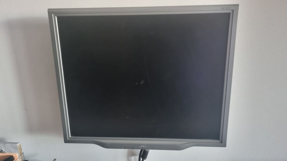 Monitoare Acer si Philips