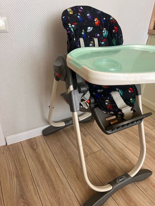 Детский стол для кормления