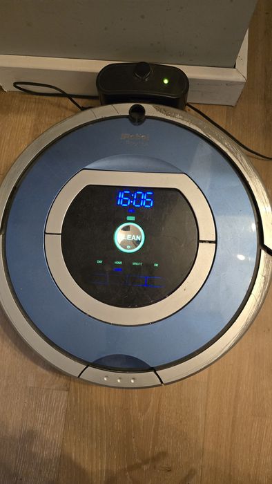 Irobot roomba 790+ 2 виртуални стени и куфарче