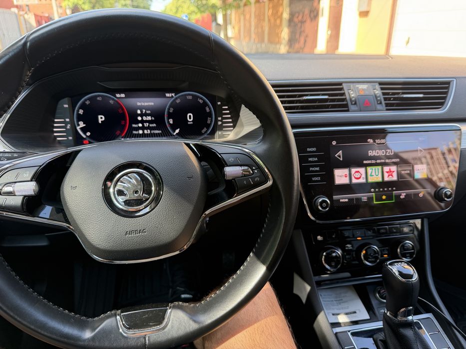 SKODA Superb 2023 — imagine 5
