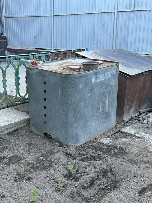 Бочка емкость 1000 литр