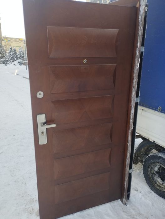 Дверь металлическая