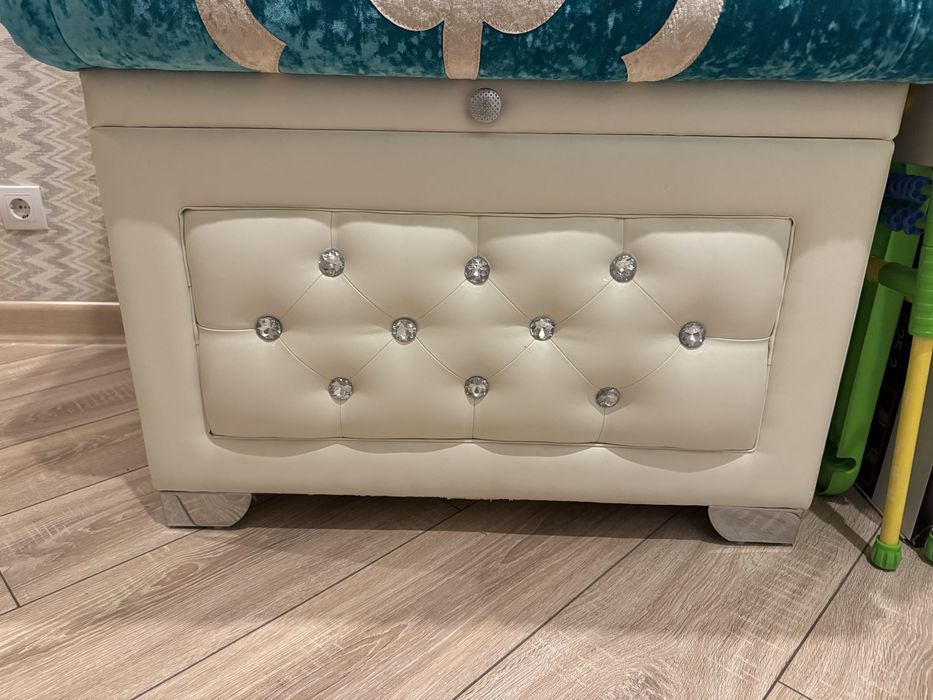 Сандық сатылады