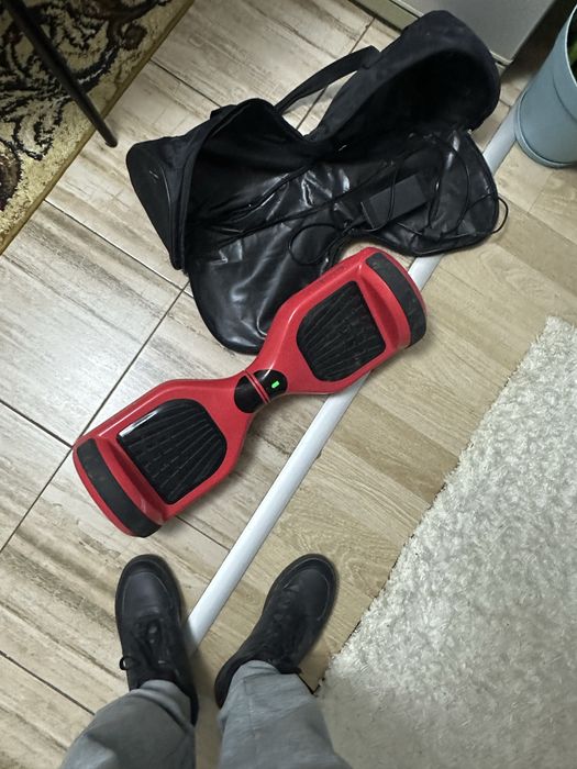 Haverboard rosu cu luminițe + încarcator geanta ,