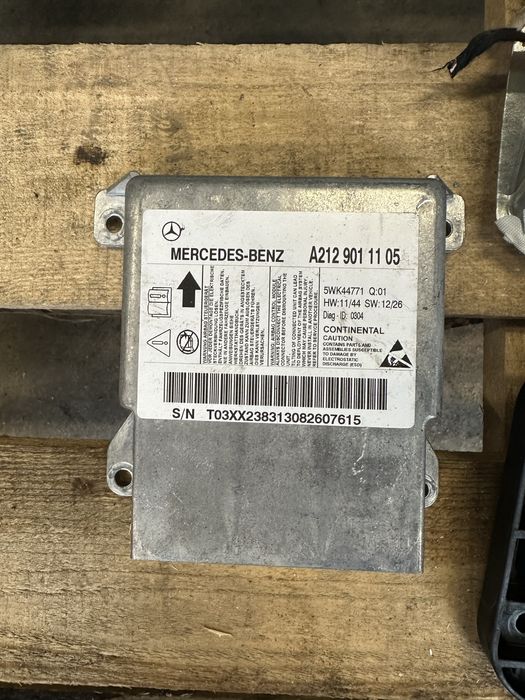 Airbag табло щора завеса модул централа айрбег Mercedes E class w212