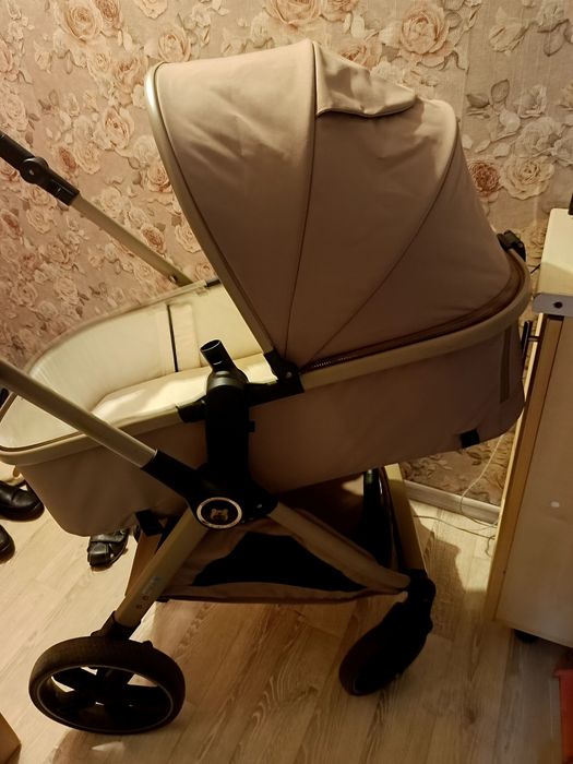 Продам детскую коляску
