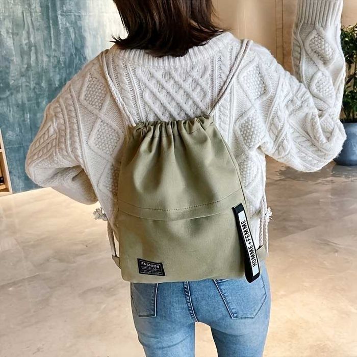 Чисто нова! Компактна мешка с джоб