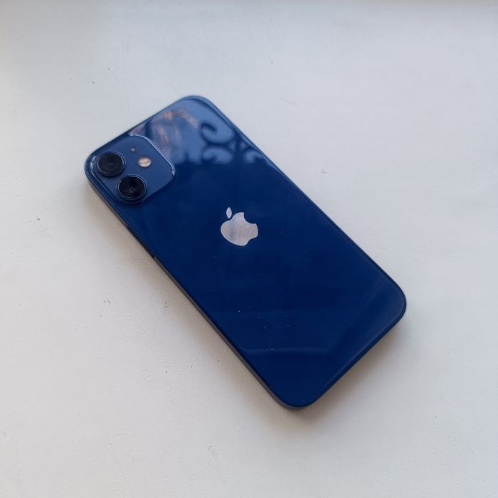 Продам либо обмен 12 mini iPhone