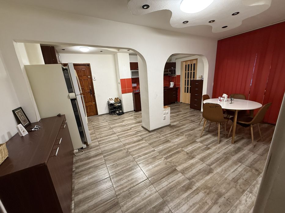 Apartament 4 camere
