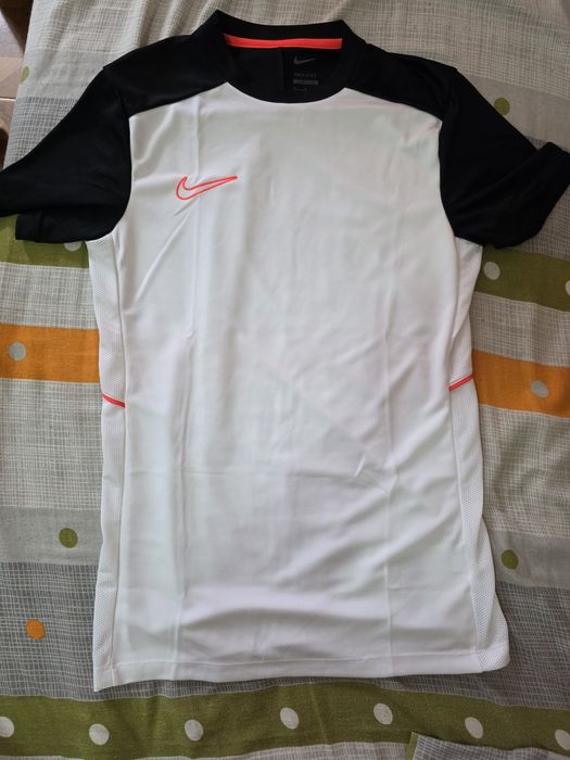 Nike Academy dri-fit