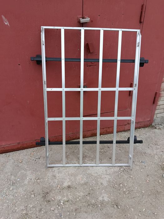 Продам авто багажник дюралевыи.