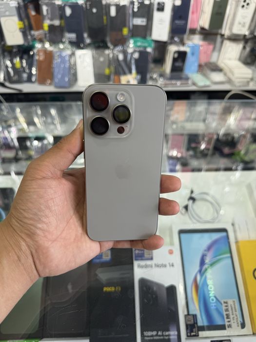 Iphone 16 pro  karobka idyal