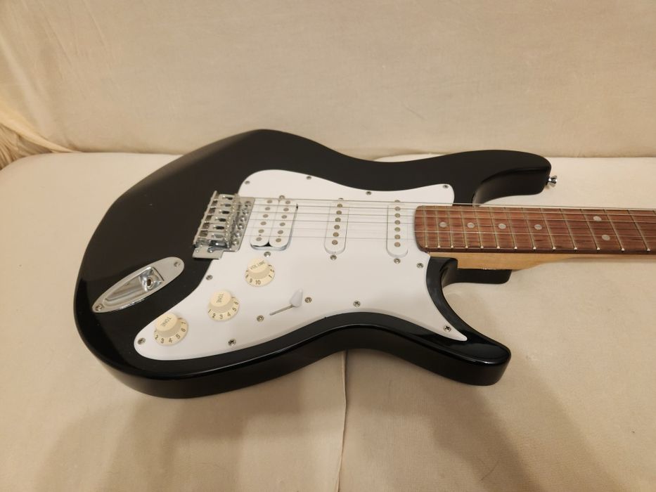 Chitara electrica stratocaster  el Toro