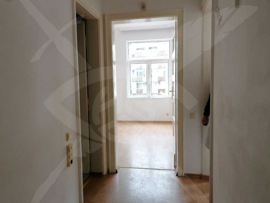 Продава се Етаж от къща в Пловдив, Център - 99 кв.м за 1839 €/кв.м - Снимка #2