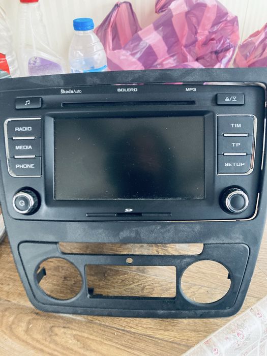 Оригинална мултимедия за skoda yeti