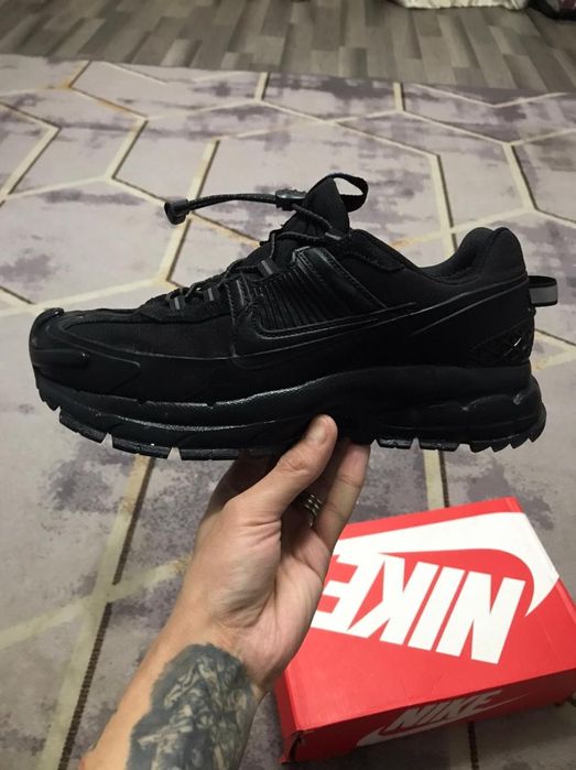 Продам Nike 41 размер