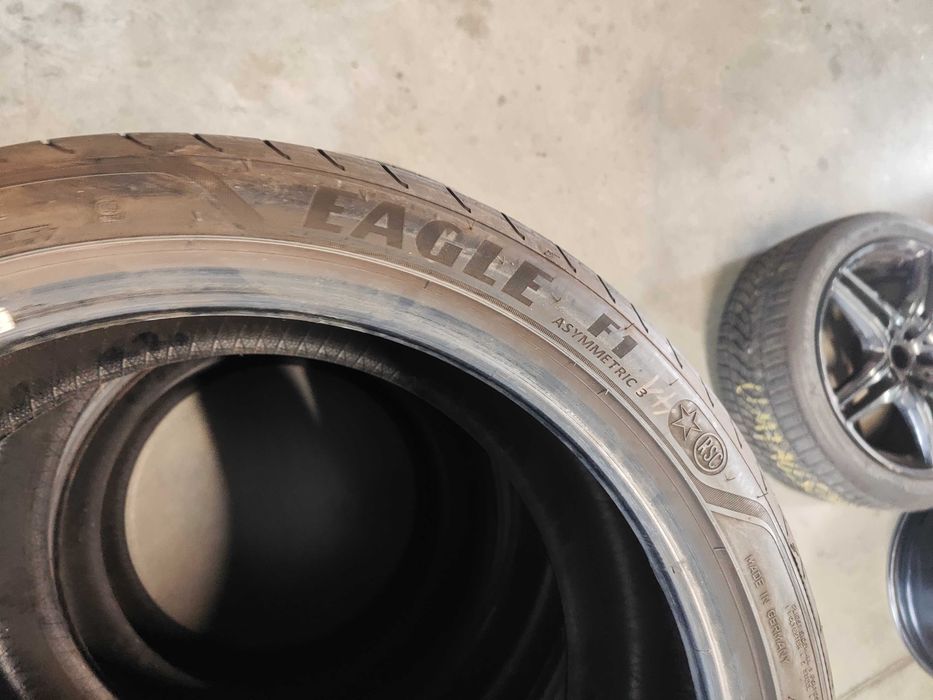 2бр. летни гуми 225/45/19 Goodyear