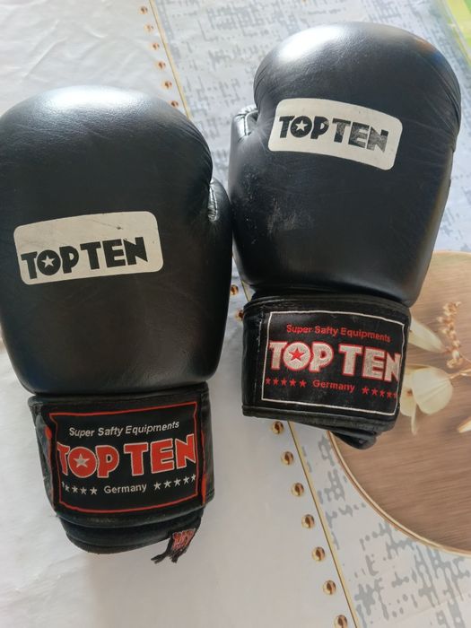 Боксёрские перчатки размер 10