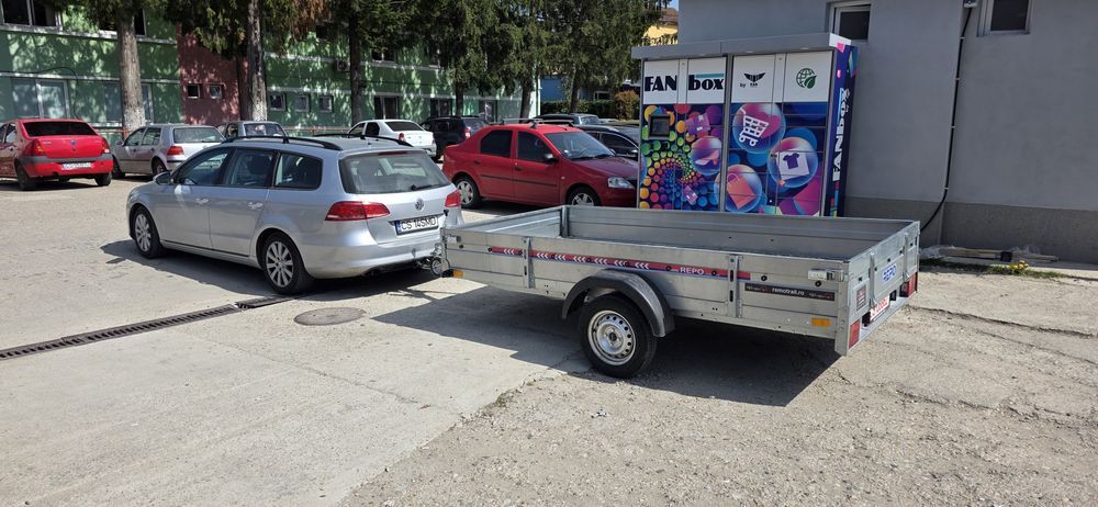 Remorca Repo 750 kg   300x160 1 ax