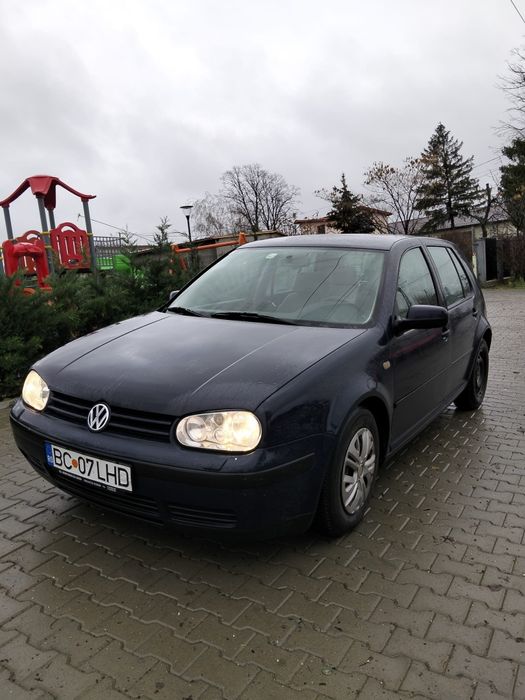 Vand golf 4 1.4 benzina
