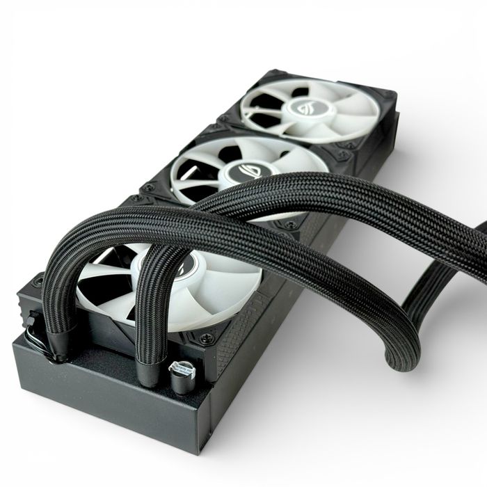 ASUS GeForce ROG Astral LC GeForce RTX 5090 32GB GDDR7 OC Edition