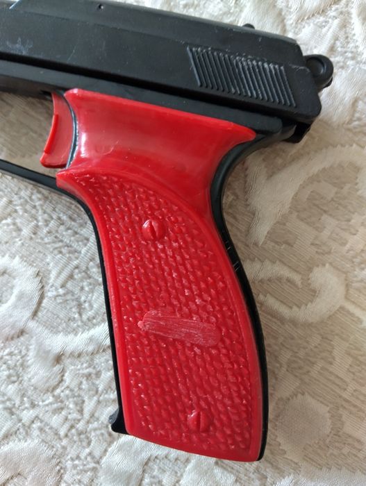 Детски пистолет от соца