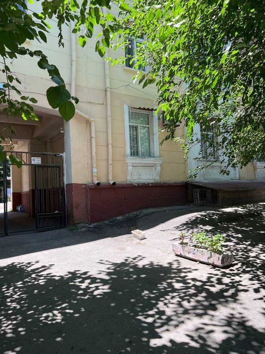 Сдаётся квартира 2/1/4 Ц-1  Метро Хамида Алимджана