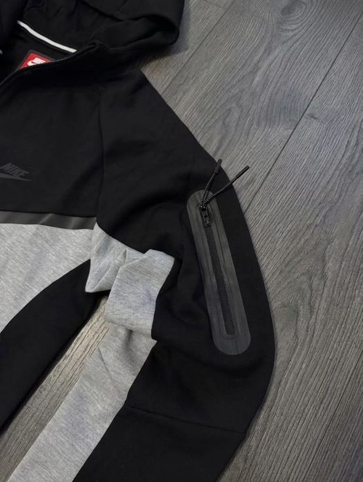 Trening Nike Tech Negru Gri - Calitate Premium