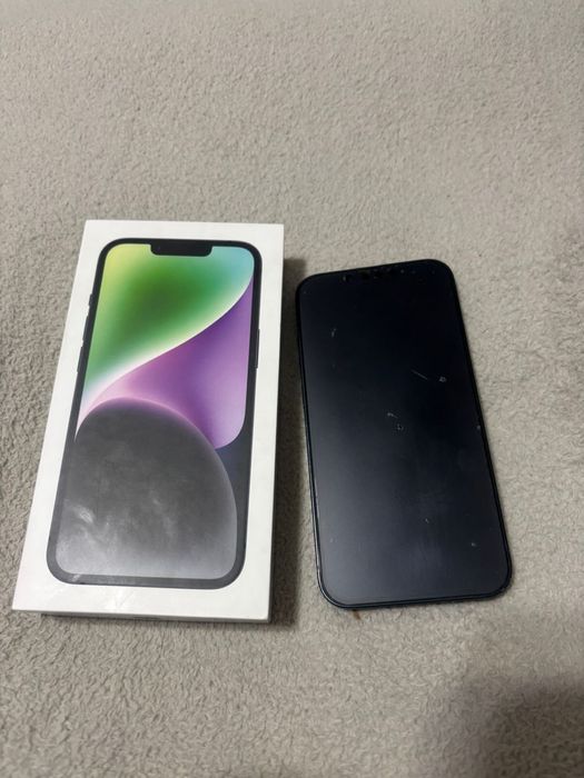 Продаю срочно Айфон 14