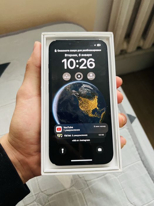 Айфон 13 продам.