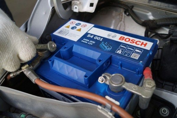 Аккумулятор Делкор Босч Варта exide Akkumulyator delkor exide Bosch 75