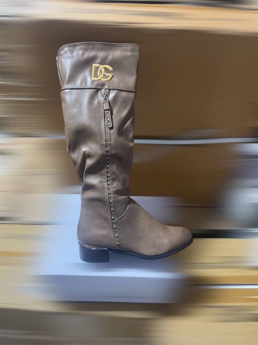 Ghetuțe și cizmulite