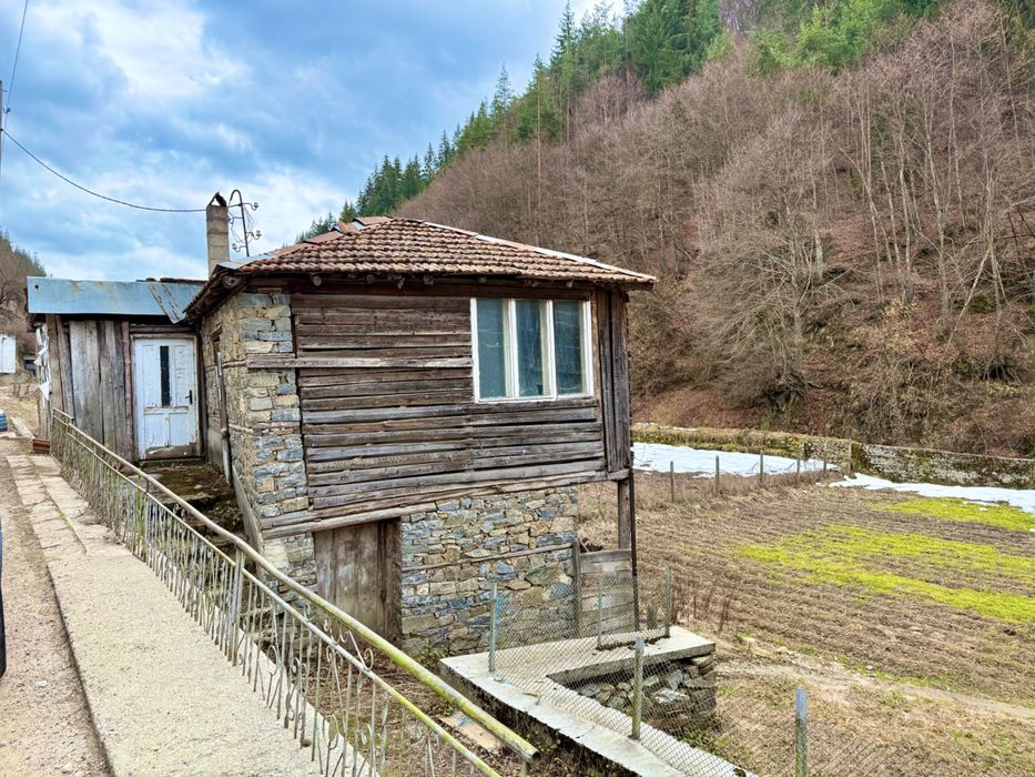 Продава се Къща в Пловдив, Коматевски възел - 210 кв.м за 220 €/кв.м - Снимка #4