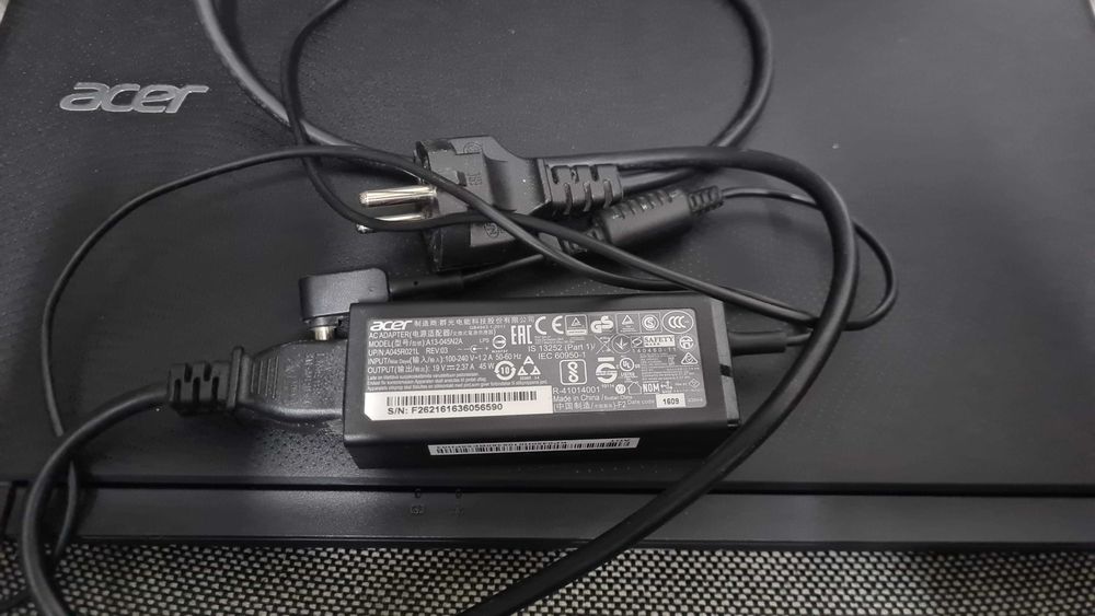 Acer Aspire ES1-533-P9YF с чисто нова батерия