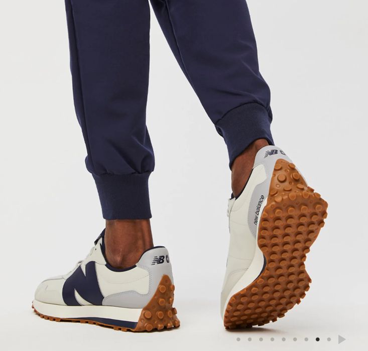 New Balance 327 x FIGS EU42/43