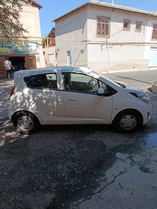 Спарк       автомат