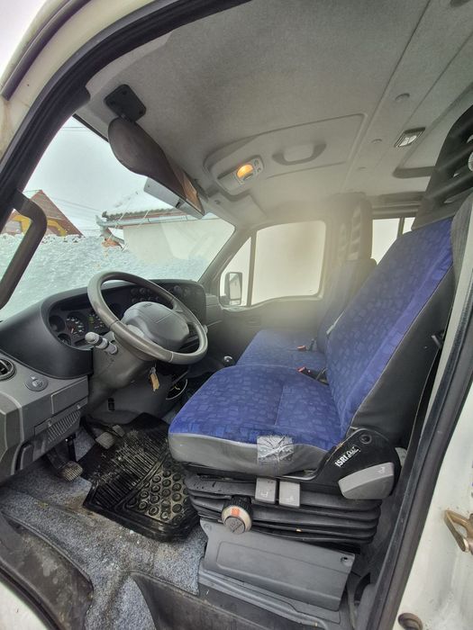 Vând iveco daily