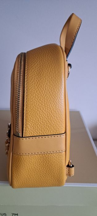 Оригинална раница Michael Kors  като нова