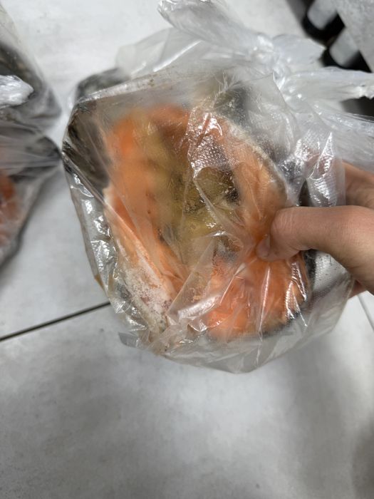 Голова семги свежий