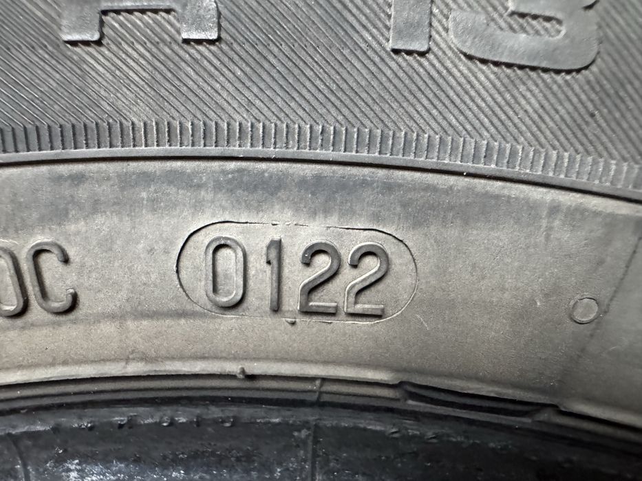 Автомобилни гуми 155 70 13 Uniroyal