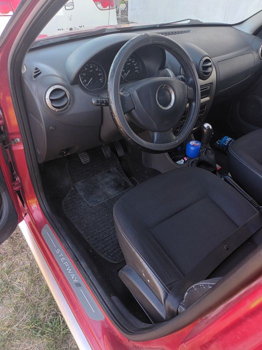 Dacia sandero  stepway 1 5 dci